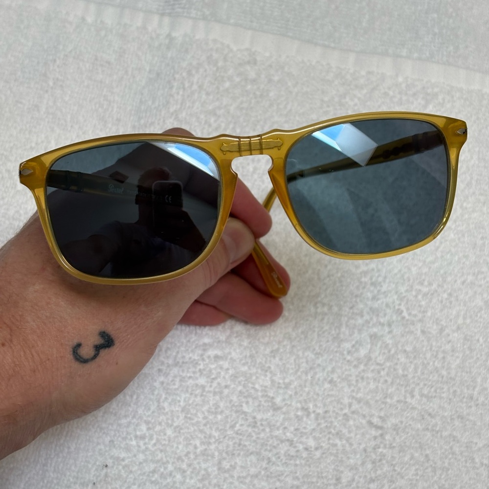 Persol Translucent Yellow 3059-S2 04/56 54•18